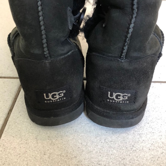 ⚡️⚡️⚡️FLASH SALE Ugg Bailey Tall Button Triplet Boots in Black - Picture 6 of 8